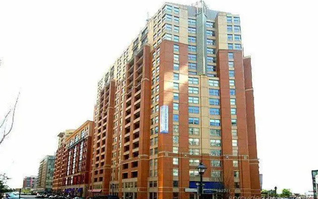 BridgeStreet at Spinnaker Bay