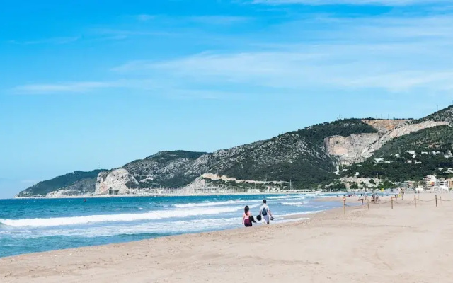 Timon Beach Apartment Castelldefels