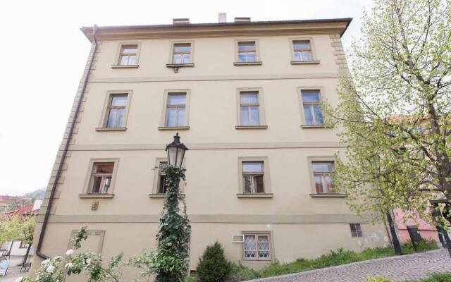 Апартаменты Prague Center Apartments Прага вид на фасад