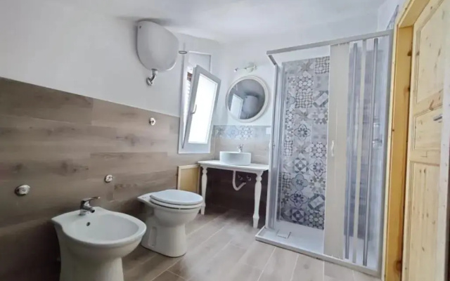 RoccAmaris House