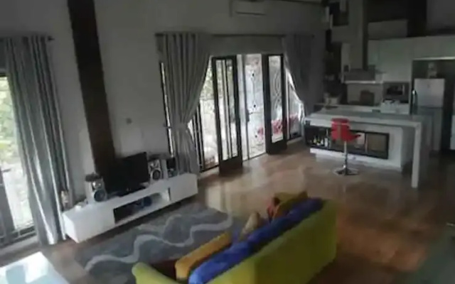 D'kiarahouse