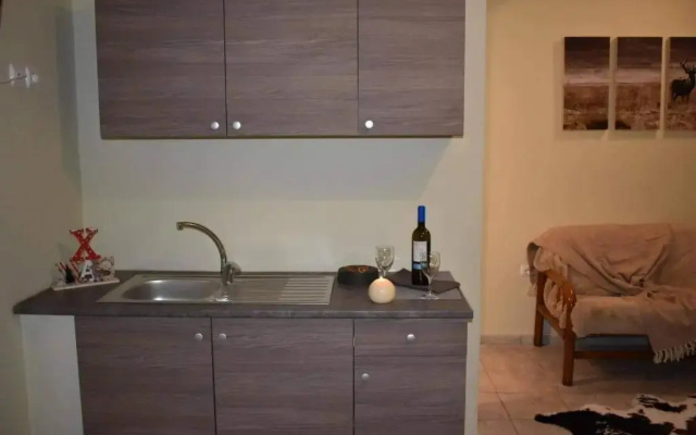 Keramidaki Mini Suites 1