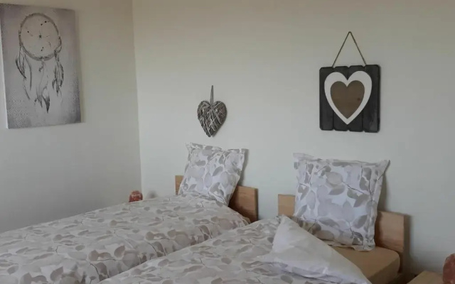 Gîte Fremifontaine, 4 pièces, 6 personnes - FR-1-589-331