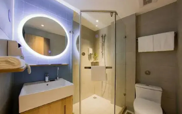 Homeinn Hotel (Guanyun Fuyuan Plaza Pedestrian Street)