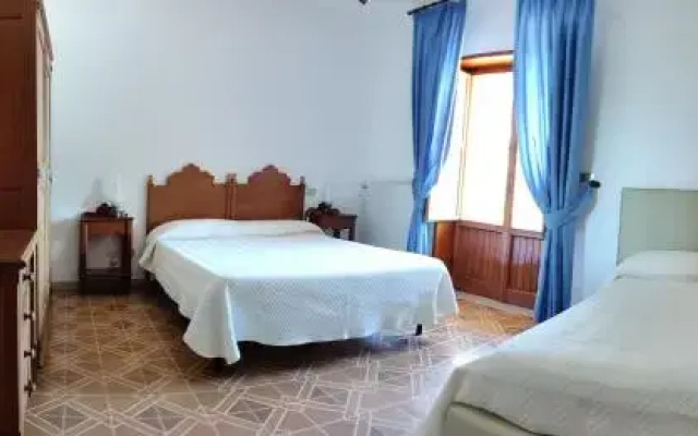 Hotel Valdirose