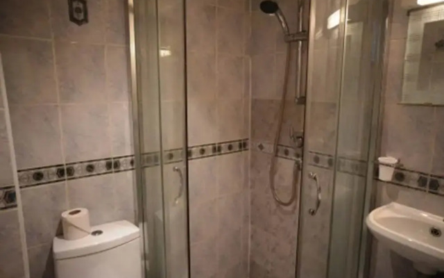 Enrico Hotel