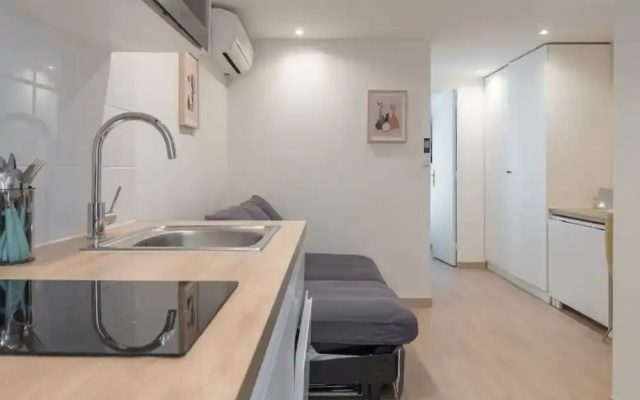 Lavie Maison Parisian Aircon Gem