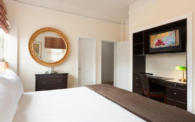 Executive Hotel Vintage Court