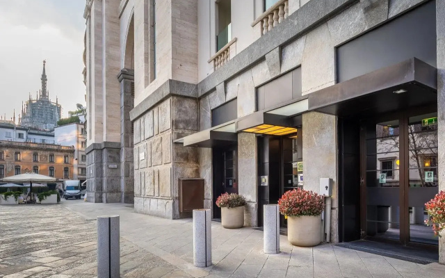 Отель iH Hotels Milano Ambasciatori