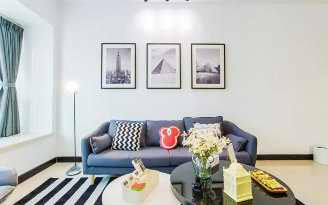 Locals Boutique Apartment Huafa Plaza 15