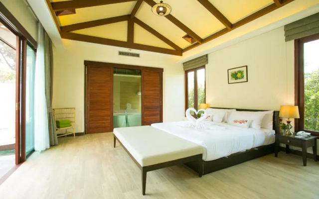 Triple Tree Beach Resort