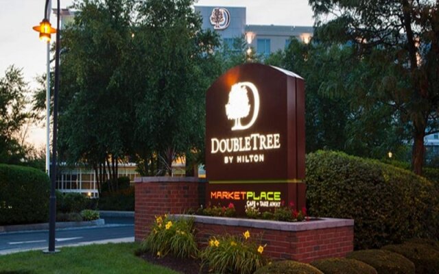 DoubleTree by Hilton Hotel Boston Bayside 2