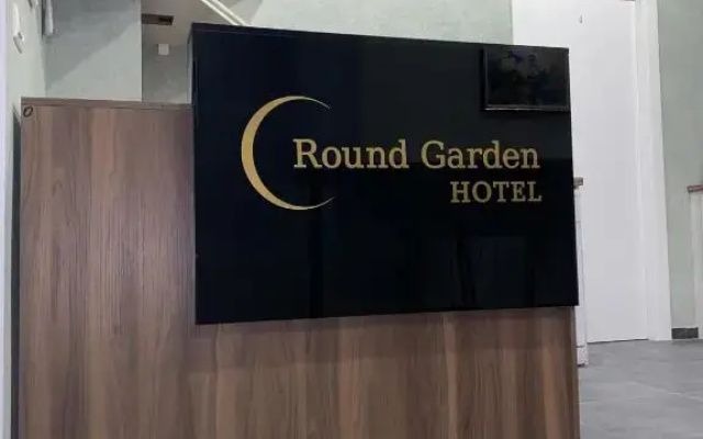 Round Garden Hotel