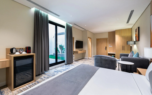 Rhenium Hotel