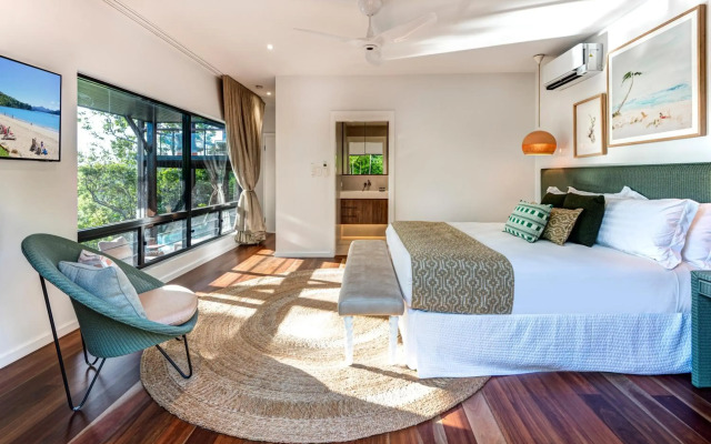 Point Blue on Hamilton Island