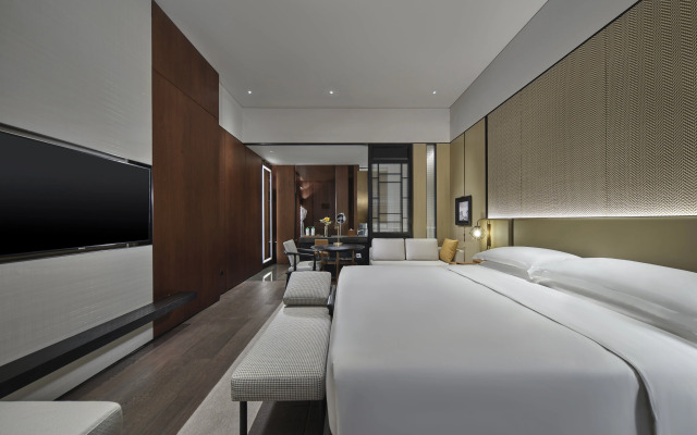 Intercontinental Dongguan by IHG