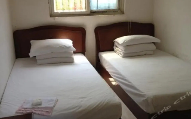 Yichang Menghui Laojia Hotel
