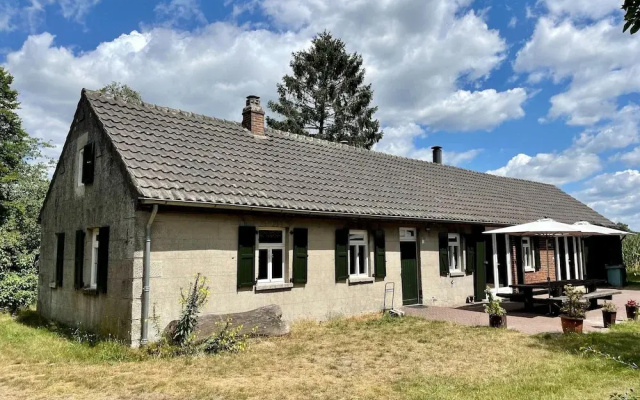 Spacious Farmhouse near Forest in Stramproy