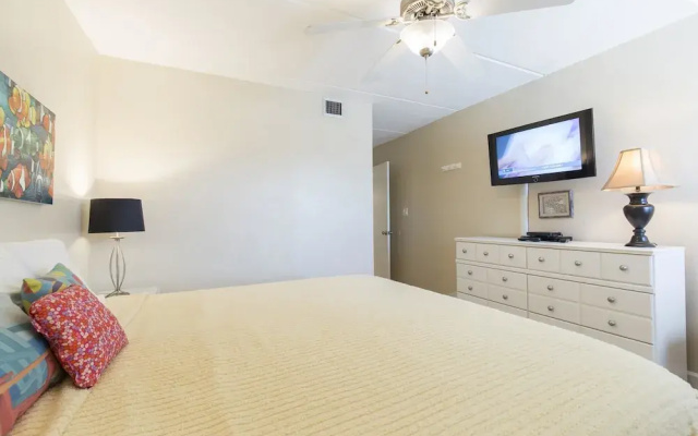 Suntide II Condominium 201
