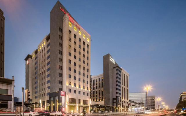 Отель ibis Deira Creekside Dubai