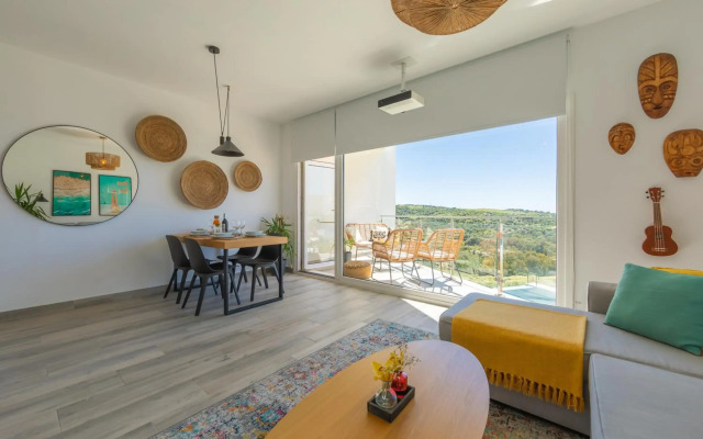 Views, Terrace & Pool - Fibre WIFI - SimplyTarifa