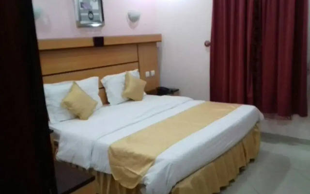 Qanadil Al Raha Hotel Apartments