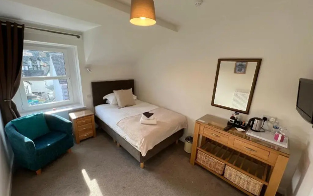 Dolly Waggon Guest House