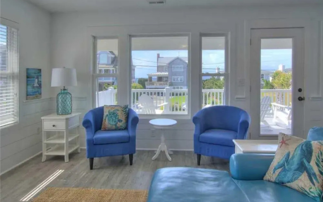 Captains Quarters