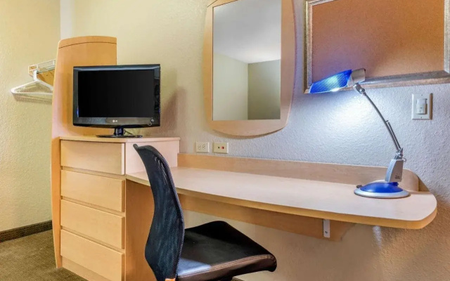 Suburban Extended Stay Hotel South Bend