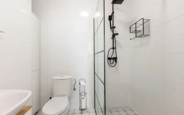 Shick Hostel & Apartments