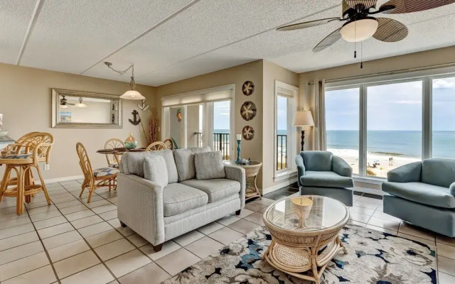 Tropical Condo with Spectacular Ocean Sunrises Views by RedAwning