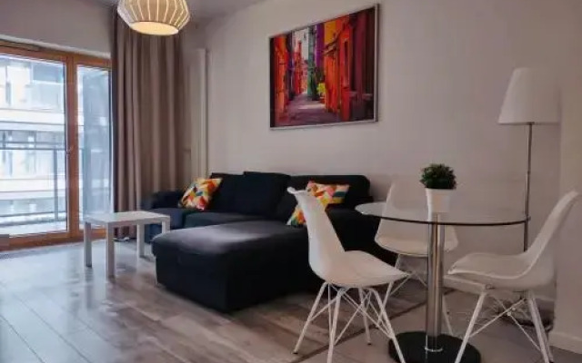 Warsaw Night Apartments Menica Residence