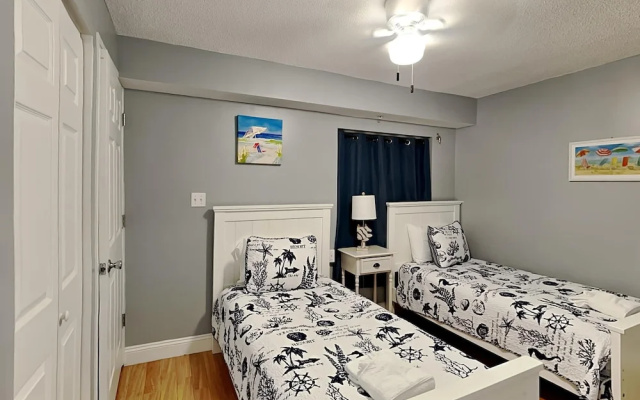 Sea Winds by Distinctive Beach Rentals