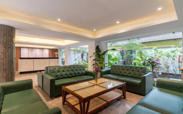 FabHotel King's Court