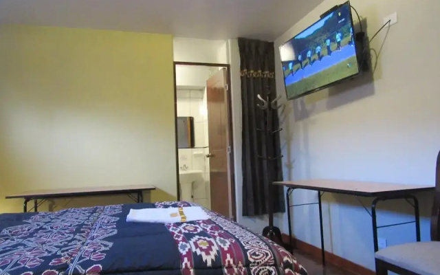 Hotel Sueños Dorados