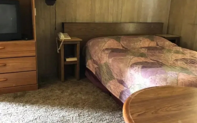 Coronado West Motel