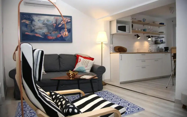 Sweet Suite with free private parking
