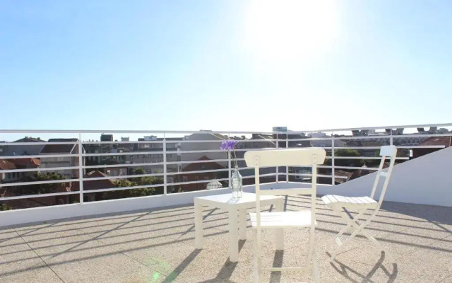 GuestReady - Over the rooftop