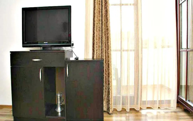 Hotel Venisi