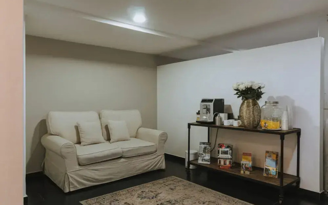 Travelers Orange Suites