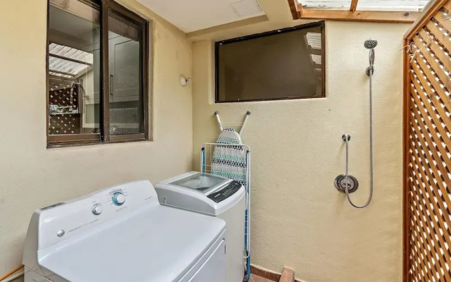 Colorful & Private 2-Bedroom Condo Just a Short Walk from the Beach