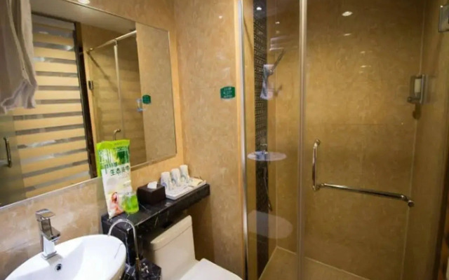 Yiwu Li Rong Hotel