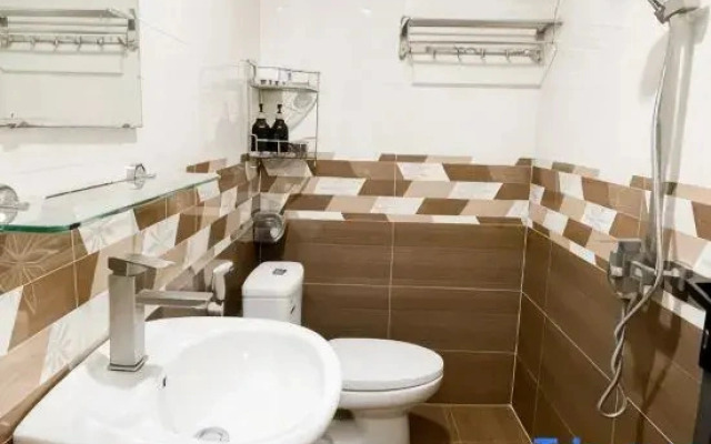 Bear Hotel & Homestay