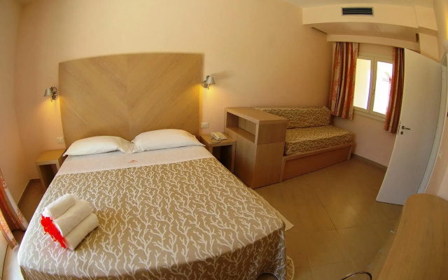 Villaggio Cala Di Volpe Hotel & Residence