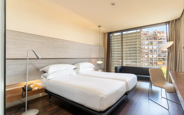 B-Hotel