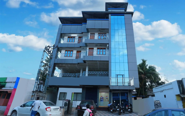 OYO 10220 Chaithanya Complex