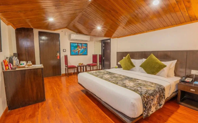 Woodrock Hotel Manali