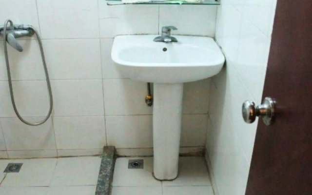 Jiaojiang Business Hotel