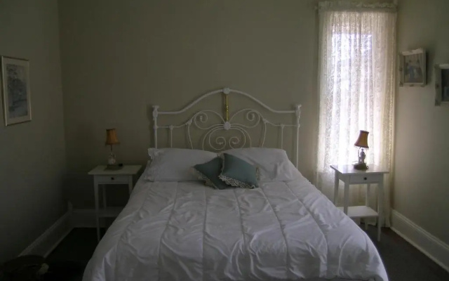 Elsie J's Historic House