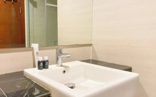 Enjoy Living Studio at West Vista Apartment